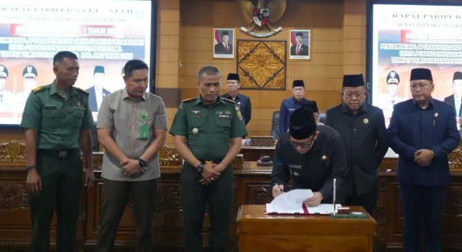 DPRD OKU Sahkan Lima Perda Strategis Tahun 2025