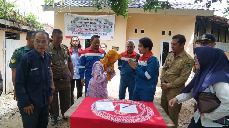 Rumah Papan Jadi Istana Mungil, Kado Akhir Tahun Pertamina EP untuk Cecep–Junia