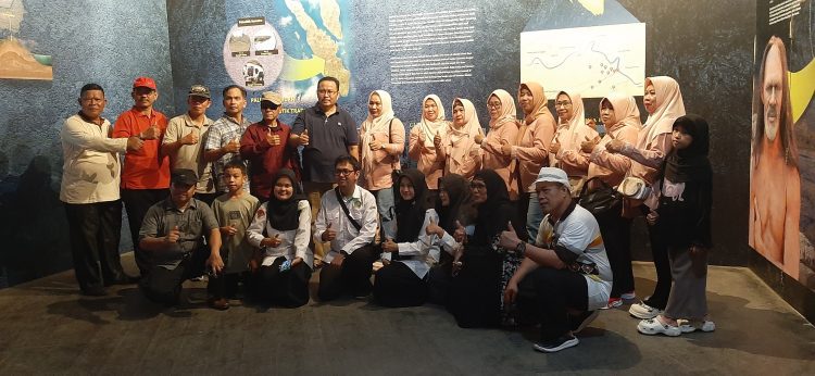 Napak Tilas Jejak Monggolid, Kemenag OKU Sambangi Museum Gua Harimau