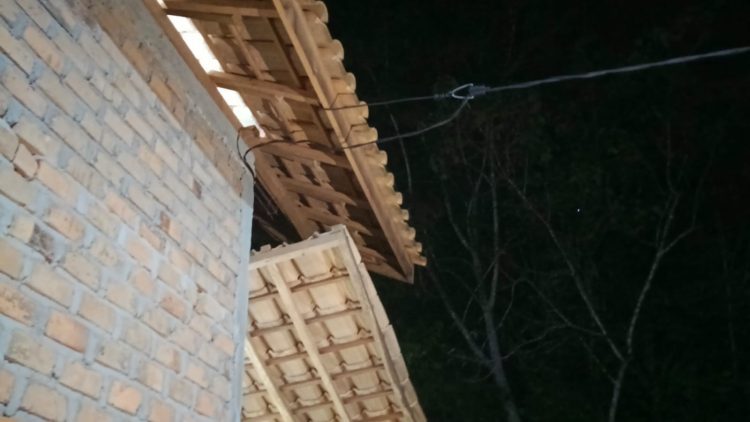 Numpang Kabel Warga? Listrik Ngadat! Koperasi Disorot, PLN Bungkam