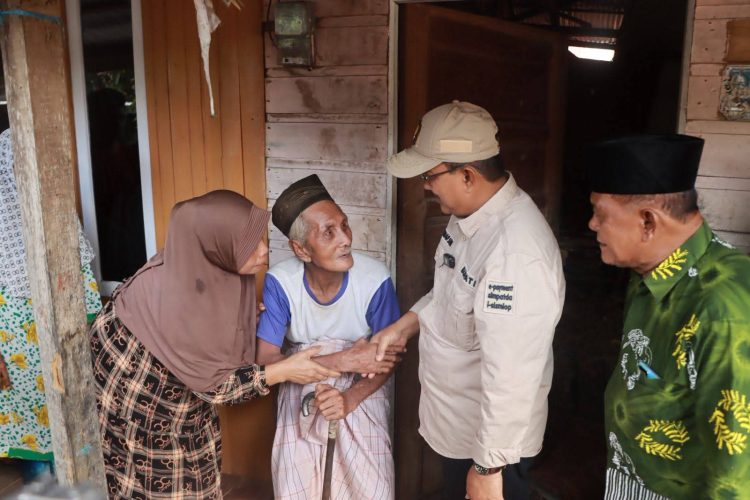 Bupati Turun Tangan! Bedah Rumah BAZNAS Dipacu, Warga Tanjab Barat Sumringah